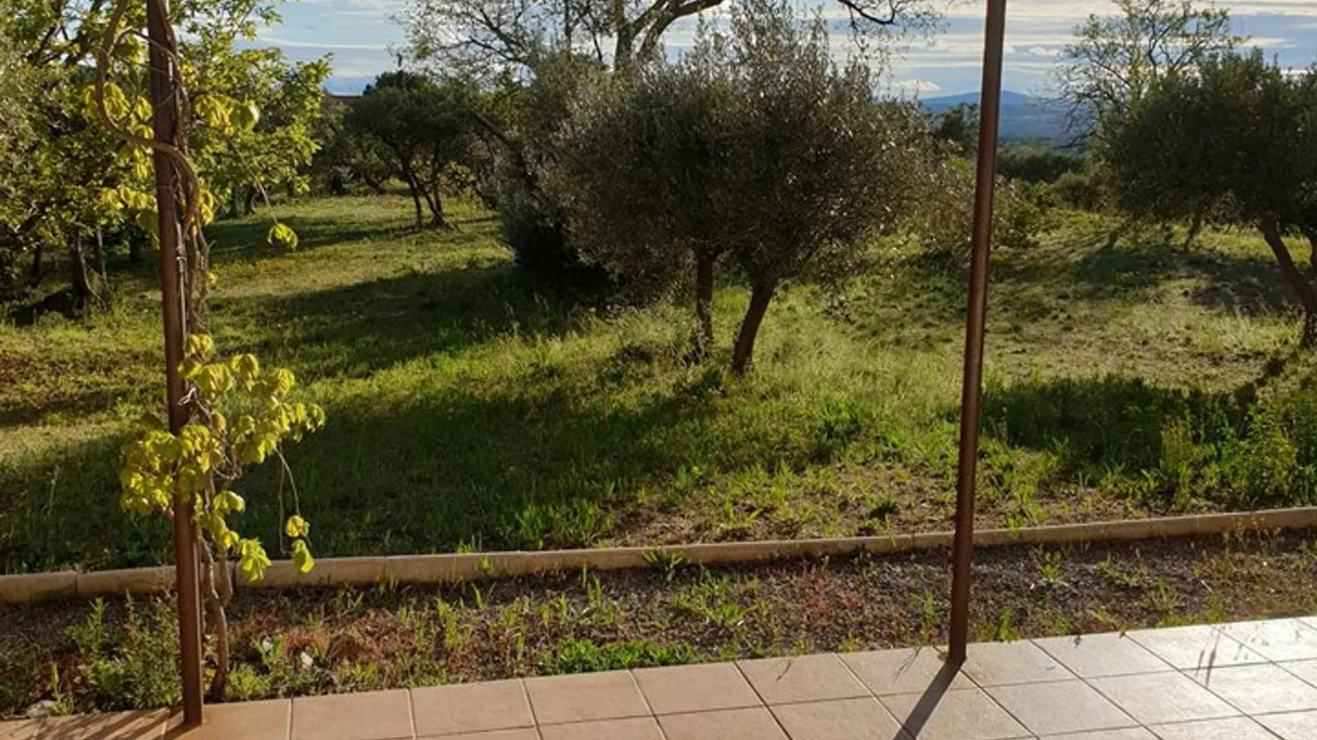 Holiday home Superbe Villa Entouree D'Oliviers Proche Du Village D'Aups - Fr-1-822-7 France