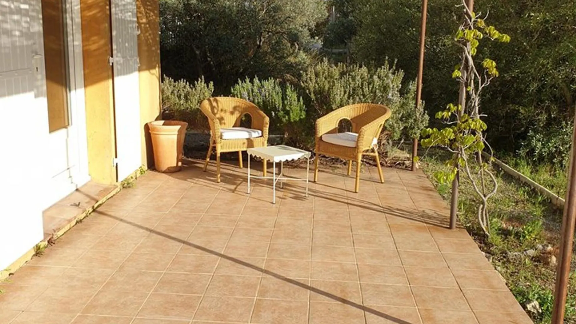 Superbe Villa Entouree D'Oliviers Proche Du Village D'Aups - Fr-1-822-7 Holiday home